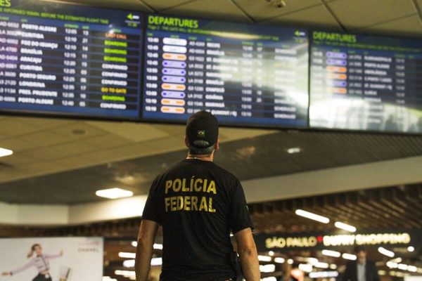 Tráfico Internacional no Aeroporto de Guarulhos: PF desarticula quadrilha que enviava cocaína para a Europa