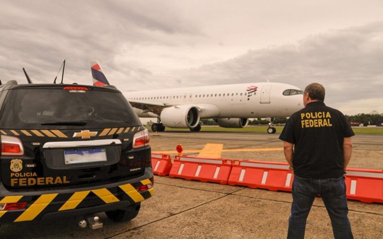 Megaoperação da Polícia Federal no Aeroporto de Guarulhos Apreende 112 kg de Drogas e Prende 10 Pessoas