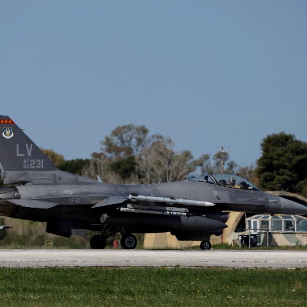 U.S. Plan Is Said to Pull a Third of Fighter Jets It Provides NATO for Europe