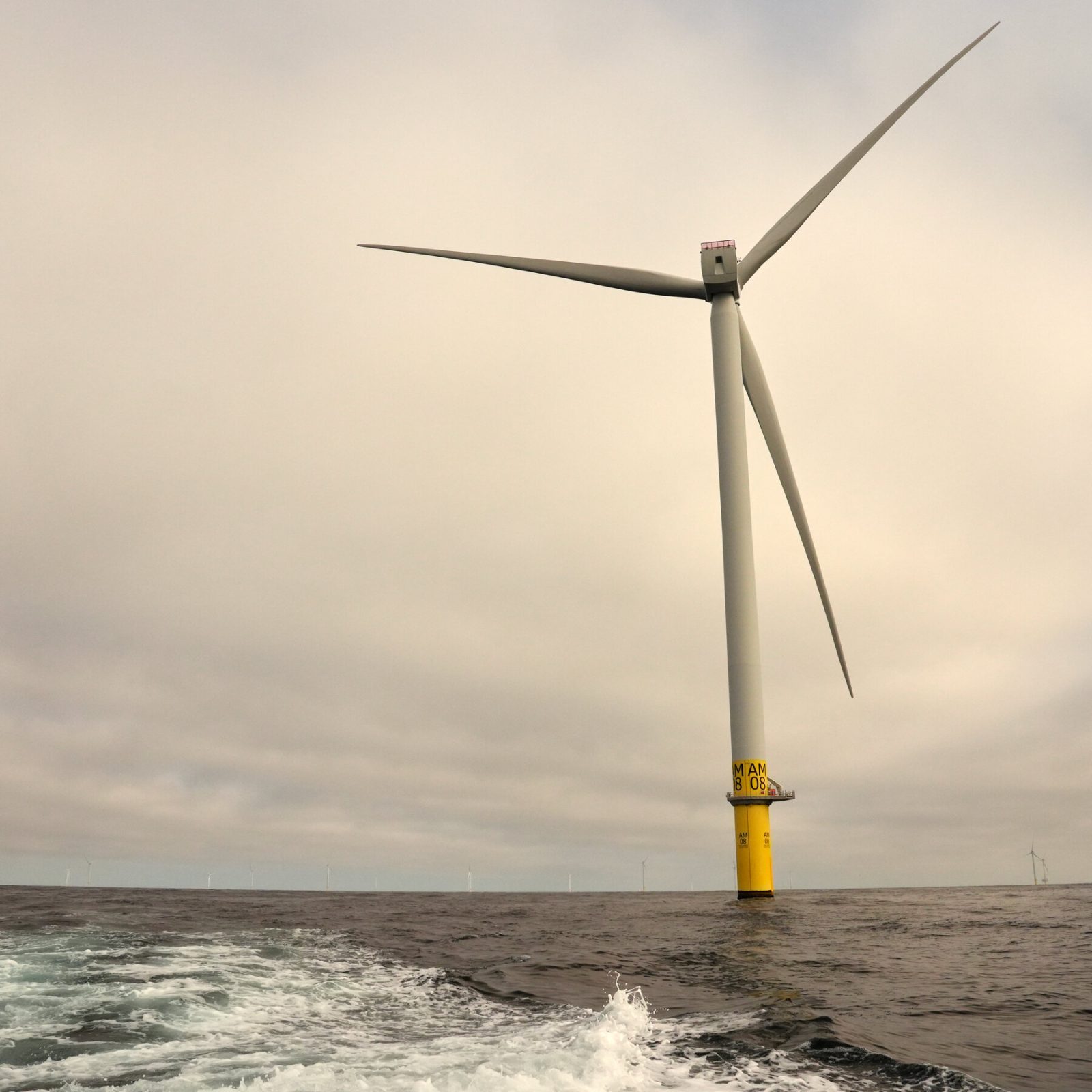 trump administration to pay 765 million to cancel 4 more wind projects 1781776874713