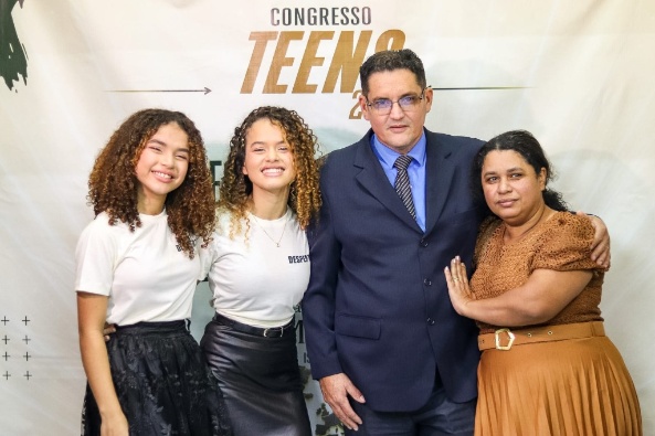 Ascensão no Gospel: O talento, o testemunho e a carreira brilhante da dupla Talita e Talia guiada por Deus