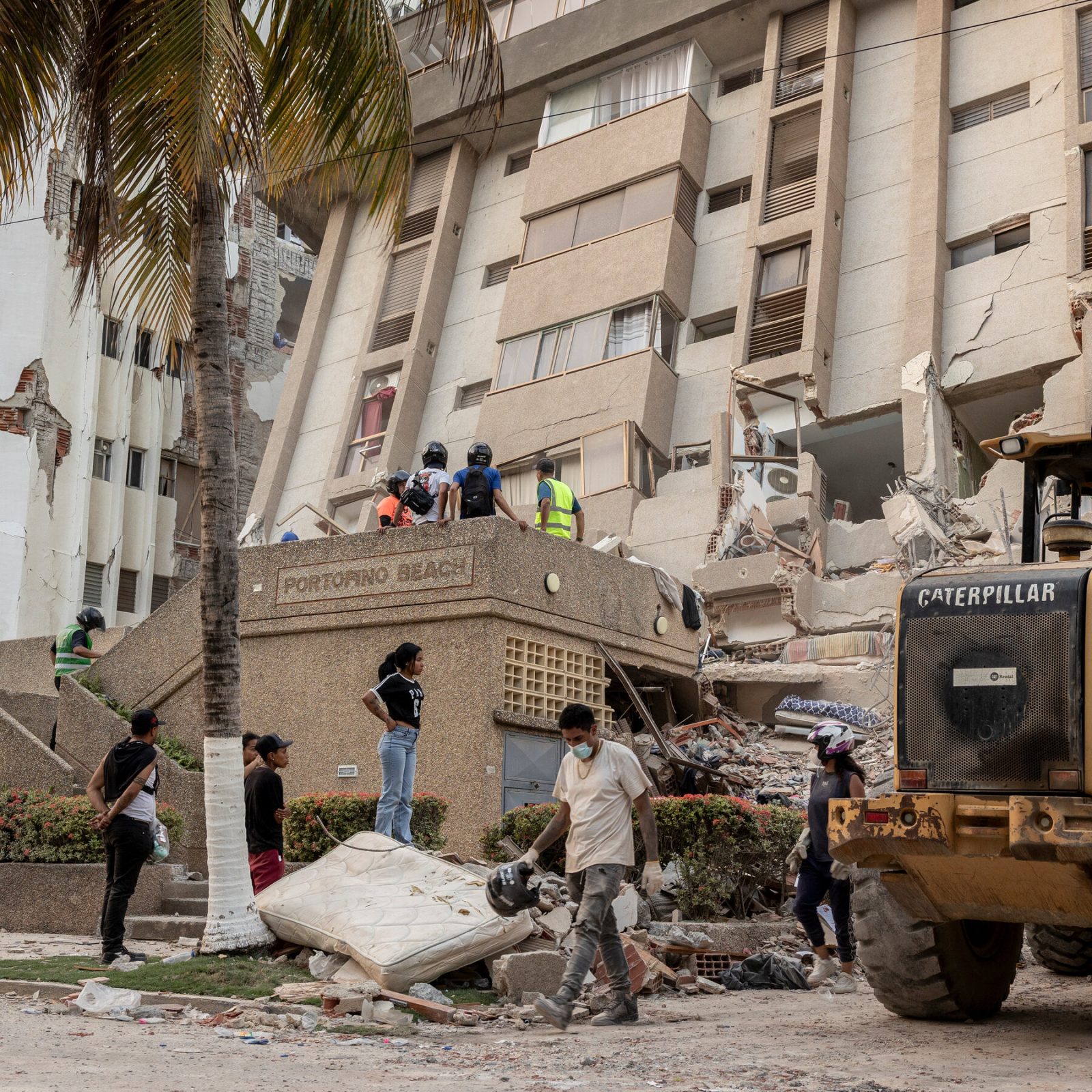 venezuela live updates window narrowing to find survivors as quake death toll su 1782586874694