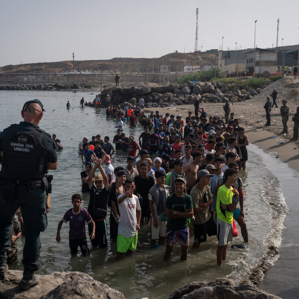 Maioria de Migrantes que Entraram em Território Espanhol Retornam para Marrocos