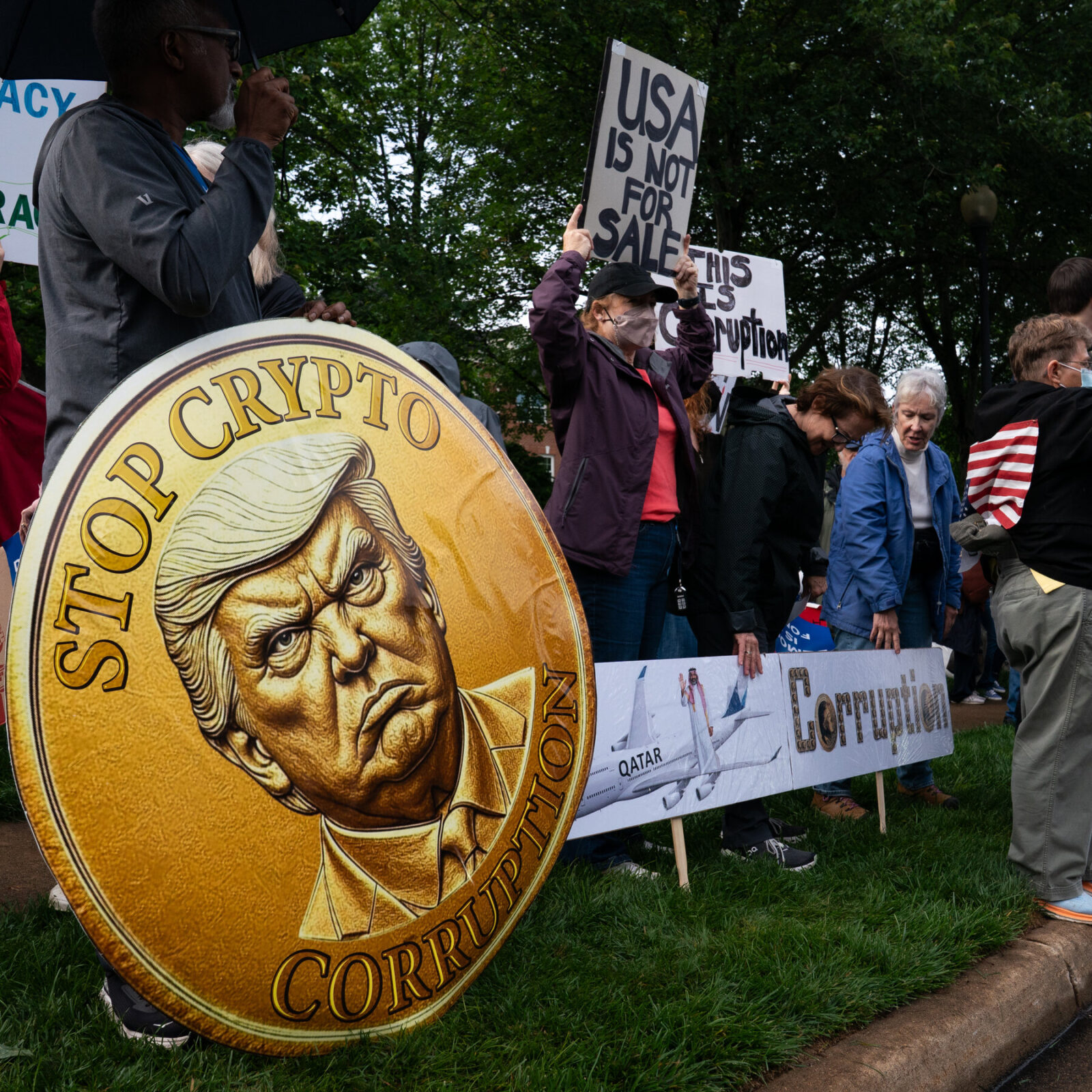 Nearly a Million Investors Lost a Total of $3.8 Billion on Trump Crypto Coin — imagem editorial da cobertura de Economia na Gazeta News Guarulhos