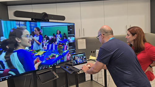De Guarulhos para o Mundo: Alunos da Rede Municipal Criam Criaturas Virtuais para o MIT Museum nos Estados Unidos