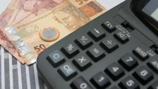 Governo projeta arrecadar R$ 636 bilhões com nova CBS em 2027