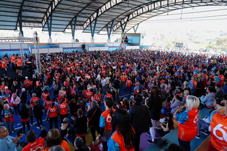 Ativação Show reúne cerca de quatro mil idosos no CEU Bonsucesso 