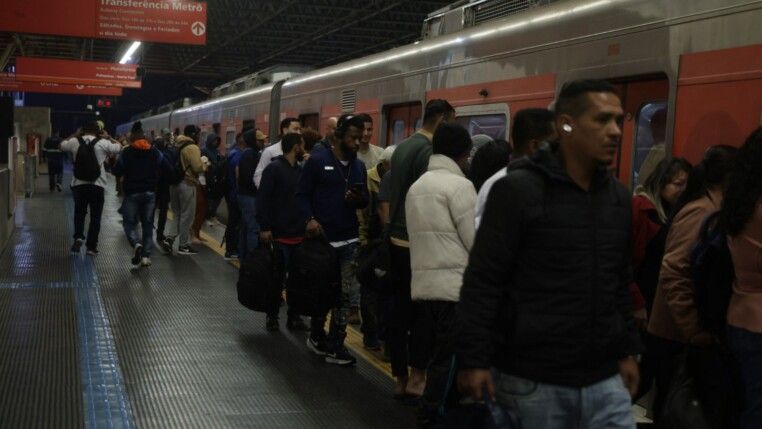 SP: ferroviários mantém greve por falta de garantia de empregos