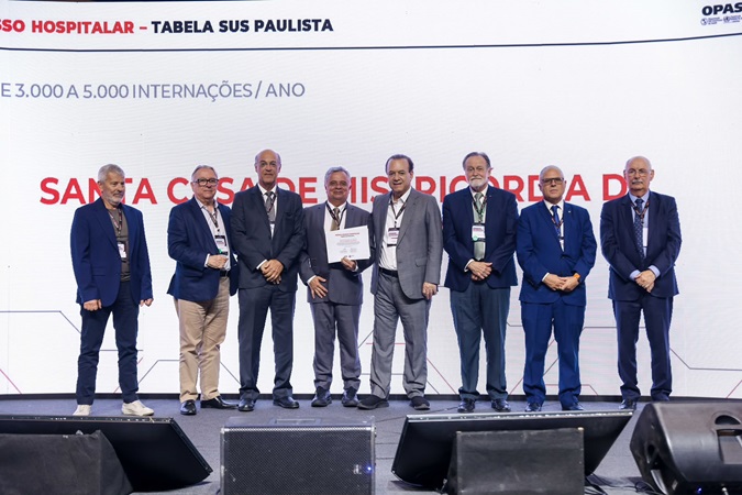 Governo de SP premia 16 hospitais por ampliação do atendimento no SUS via Tabela SUS Paulista