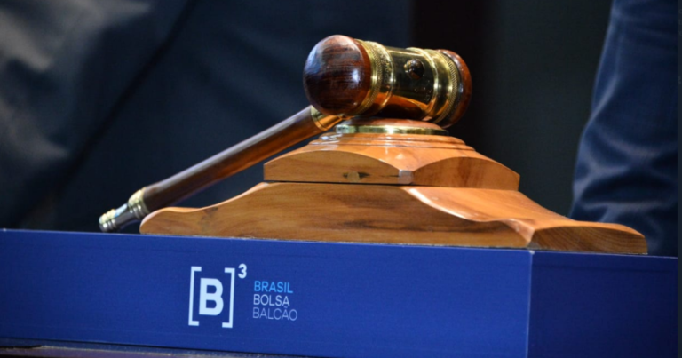 Copel não deve participar dos leilões de transmissão e baterias, diz CEO — imagem editorial da cobertura de Política na Gazeta News Guarulhos