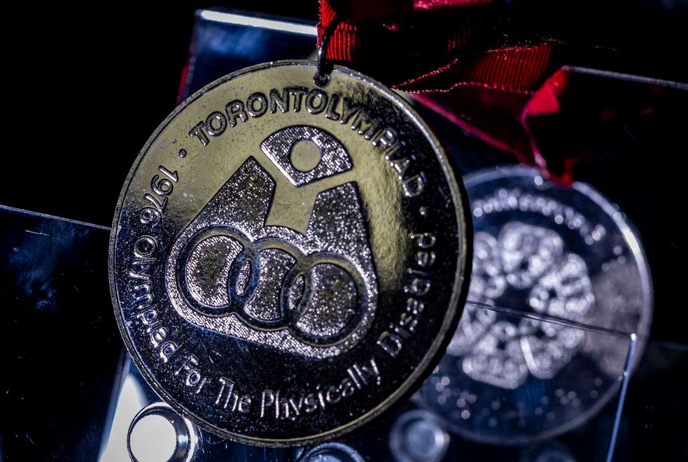 Familiares celebram legado de primeira medalha paralímpica do Brasil