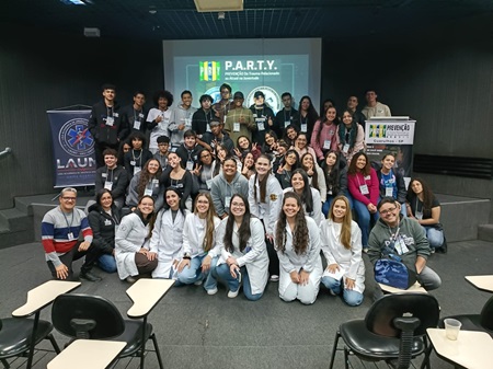 Educação no trânsito: Guarulhos alerta jovens sobre álcool e direção com programa P.A.R.T.Y. no HGG