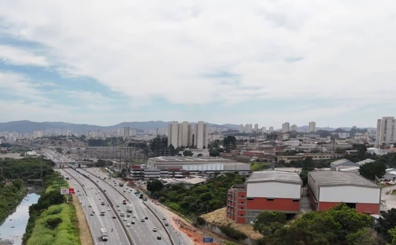 Onda de calor e bloqueio atmosférico derrubam umidade em Guarulhos; Inmet faz alerta