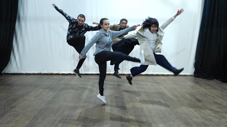 Espetáculo de dança “Um Sopro de Liberdade” reflete sobre a rotina do trabalhador em Guarulhos