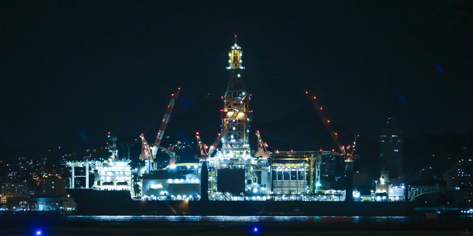 Camex prorroga imposto de 12% sobre exportação de petróleo por mais 60 dias