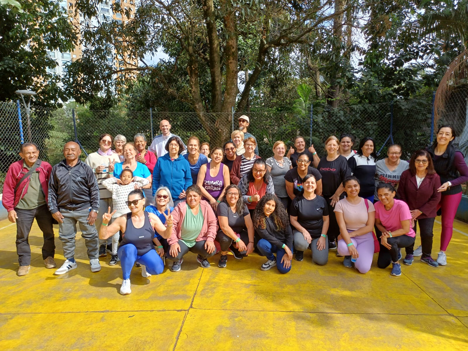 Mais de 130 pessoas participam de evento de ginástica no Parque Fracalanza