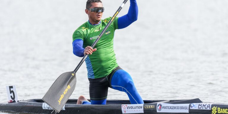 isaquias-queiroz-conquista-pentacampeonato-mundial-no-c1-500m