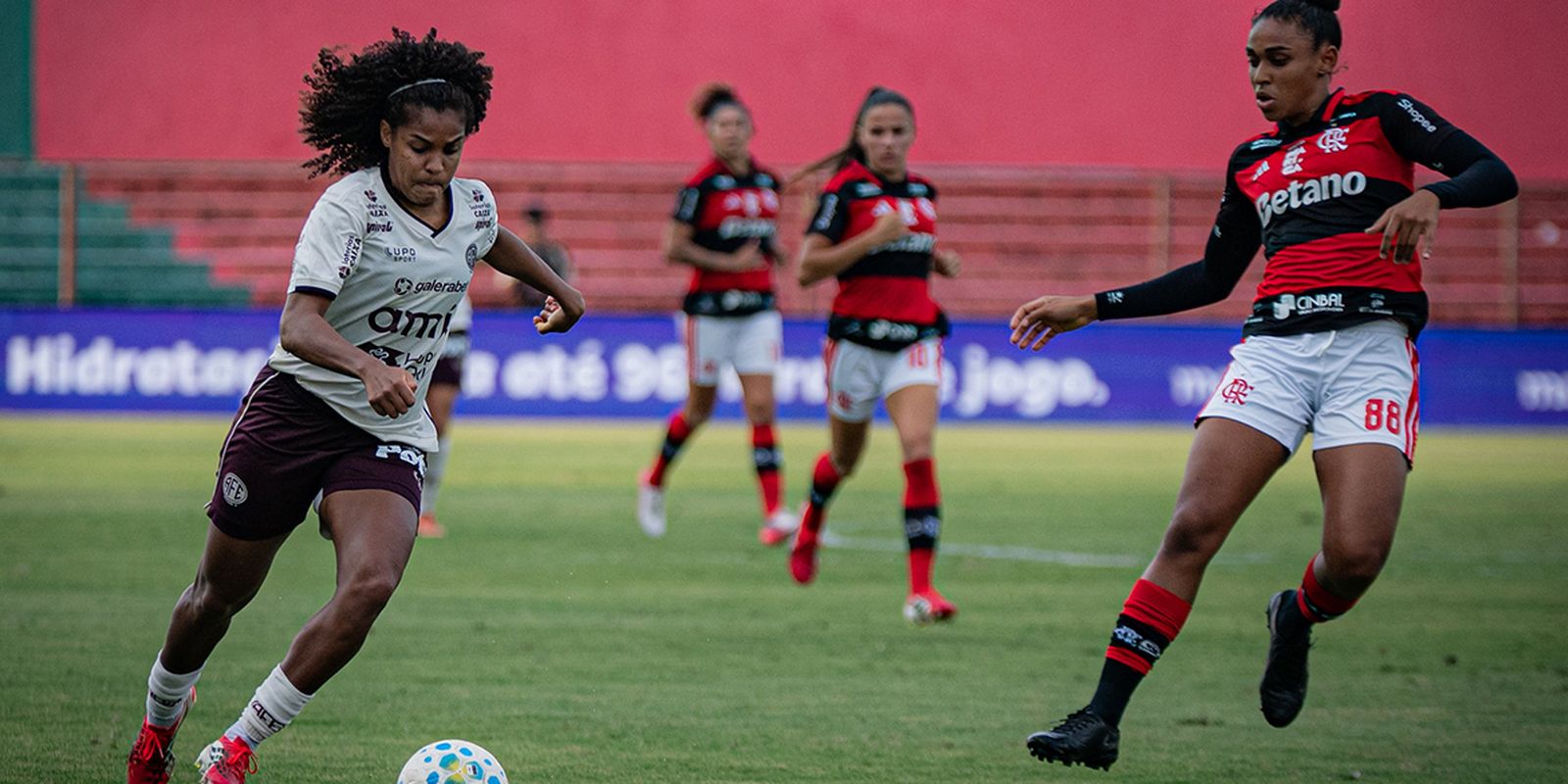 Flamengo vence Ferroviária por 1 a 0 e abre vantagem nas quartas do Brasileirão Feminino