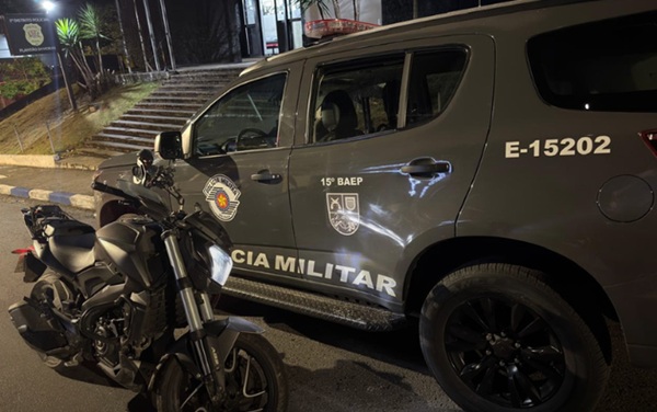 Adolescente é apreendido e moto roubada é recuperada pela PM em Guarulhos