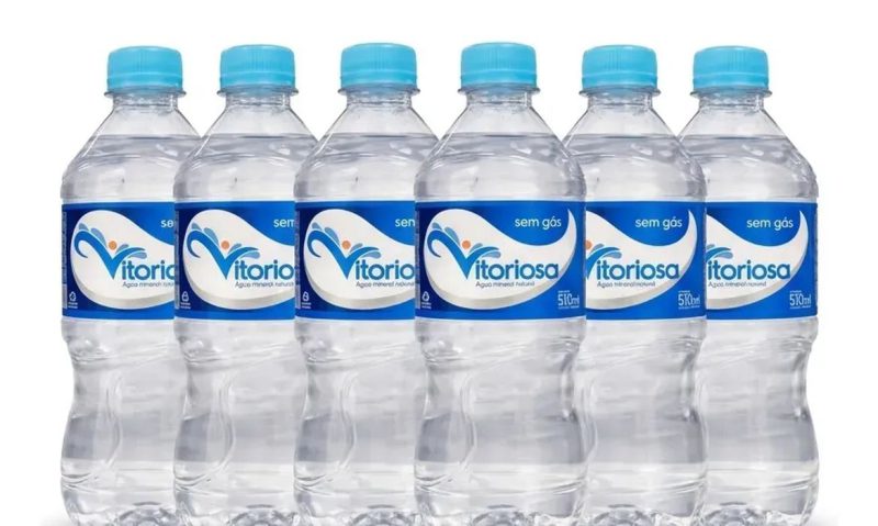 Anvisa interdita lote de água mineral Vitoriosa após detecção de coliformes