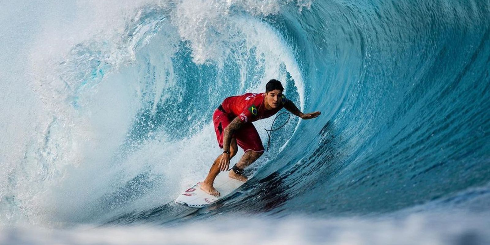 Medina é vice-campeão da etapa de Fiji da WSL com nota 10