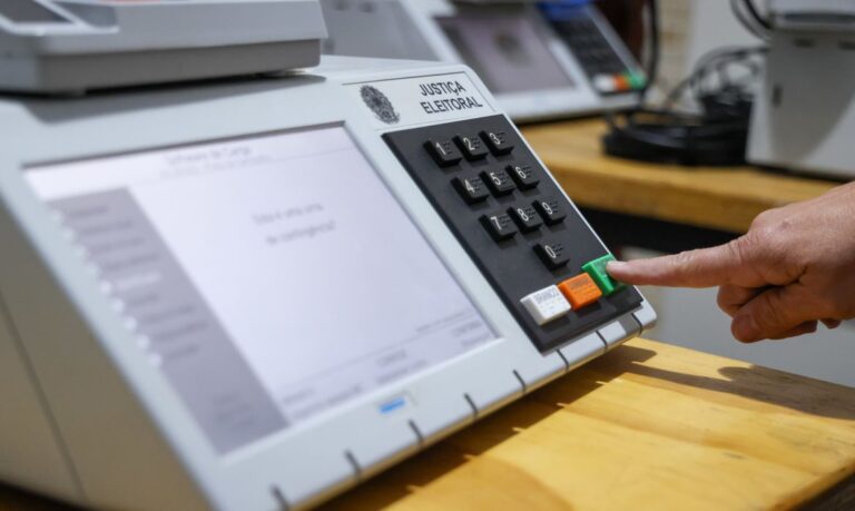 tse-aprova-registros-de-seis-candidatos-a-presidencia