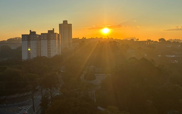 Guarulhos terá calor nesta sexta-feira antes de queda brusca de temperatura