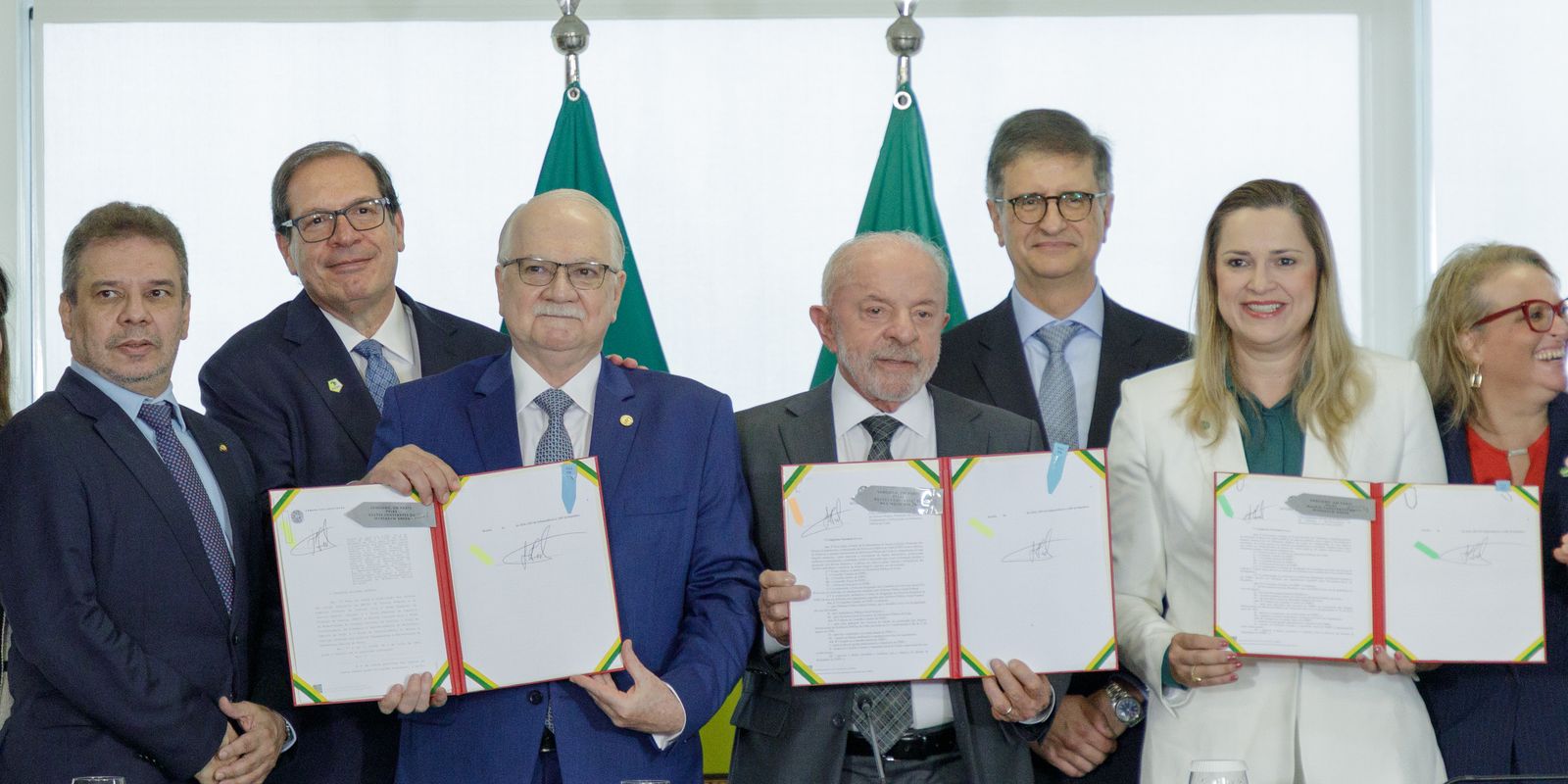 Lula sanciona leis que criam e reestruturam fundos para a Justiça