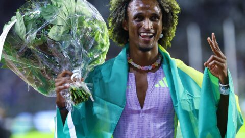 Alison dos Santos conquista Liga Diamante pela terceira vez