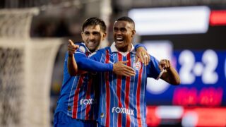 Bahia vence Bragantino e mantém zona de Libertadores