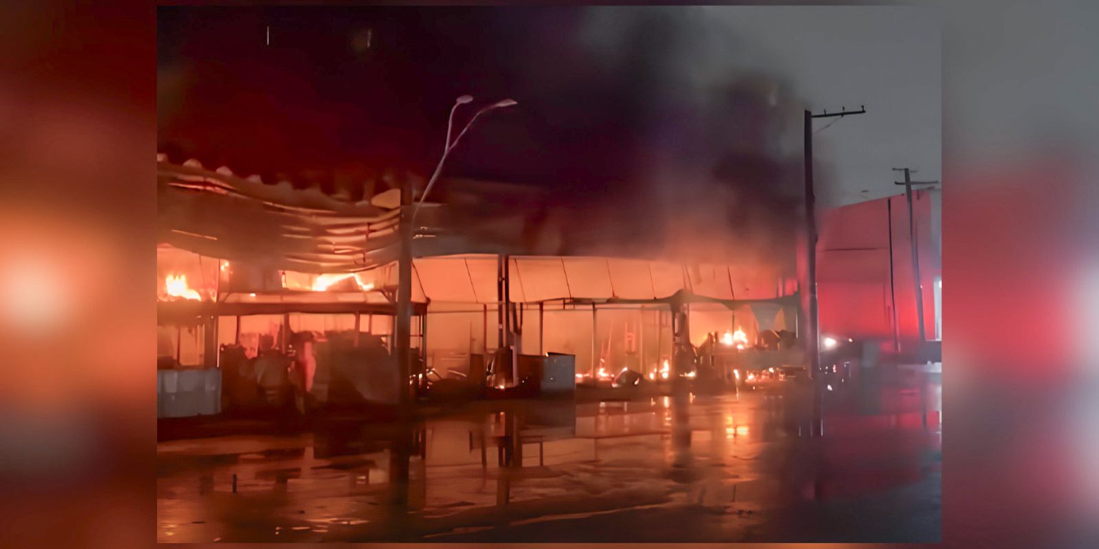 Incêndio destrói 320 boxes de frutas no Ceagesp