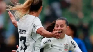 Corinthians vence Cruzeiro e avança às semifinais do Brasileirão Feminino