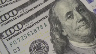 Dólar cai a R$ 5,08 e atinge menor valor em um mês