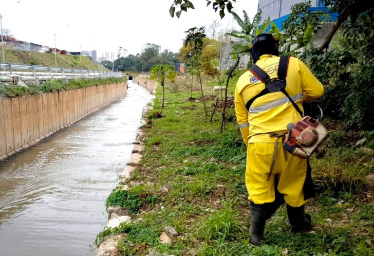 prefeitura-de-guarulhos-intensifica-rocagem-em-pontos-da-regiao-central
