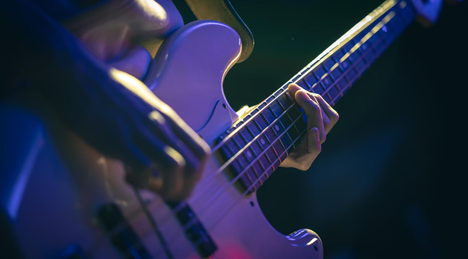 Guitarristas do Conservatório Municipal de Artes promovem evento gratuito em Guarulhos