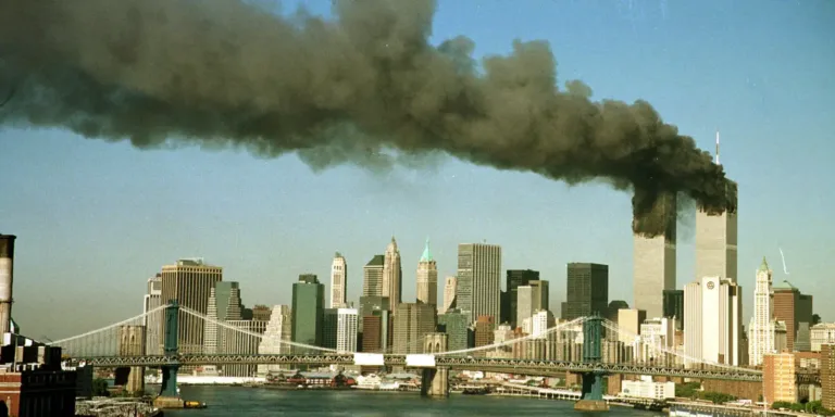 25-anos-do-11-de-setembro-imagens-do-atentado-ainda-chocam-o-mundo