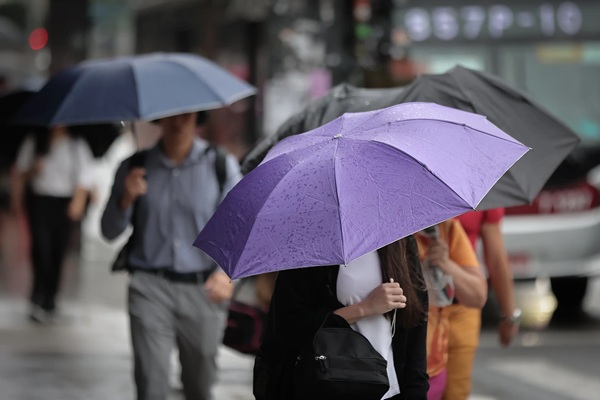 defesa-civil-emite-alerta-vermelho-para-tempestades-severas-em-cinco-regioes-de-