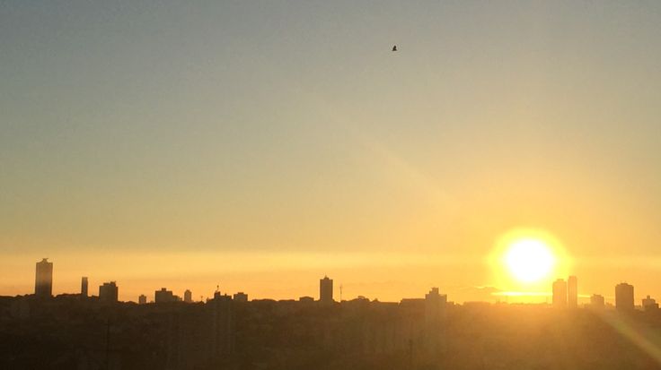 Chuvas diminuem e temperaturas sobem com a chegada da primavera em São Paulo