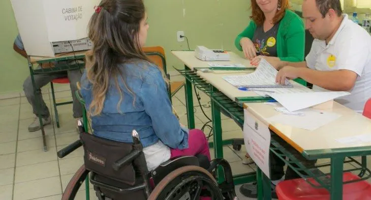 TRE-SP prorroga prazo para transporte gratuito a eleitores com deficiência