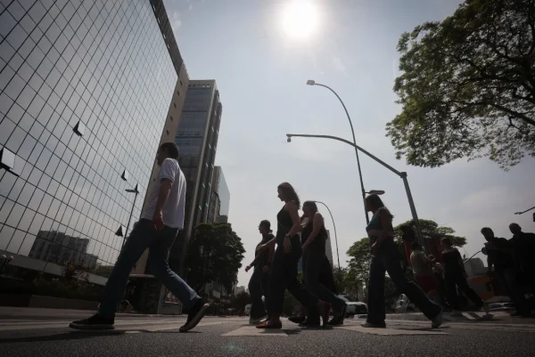 Defesa Civil alerta para primavera com calor intenso e temporais frequentes em São Paulo