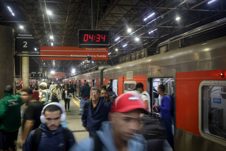 Estações de trem de SP oferecem ações gratuitas de saúde mental e orientações sobre o El Niño