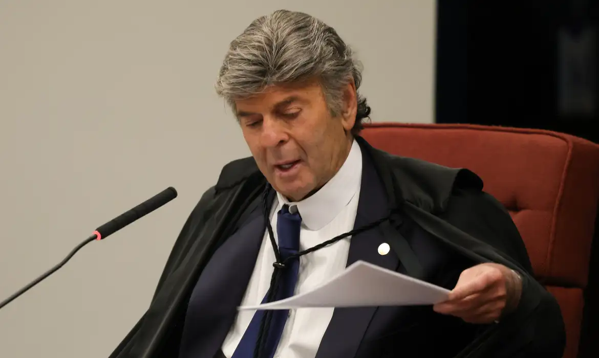 Fux será relator de ação que pede acesso a registros de entrada no Senado