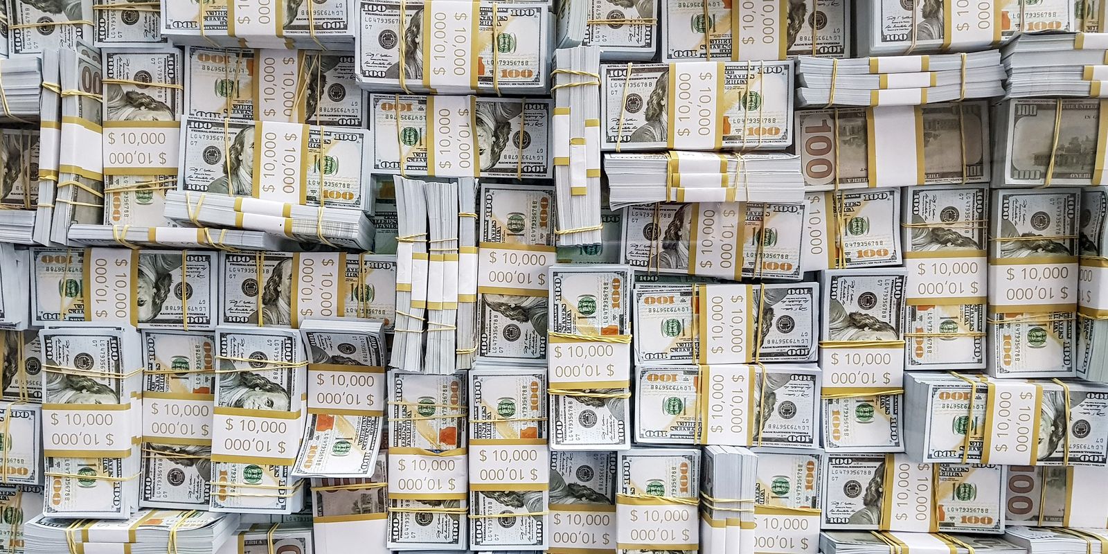 Dólar sobe 0,47% e se aproxima de R$ 5,20 com pessimismo externo