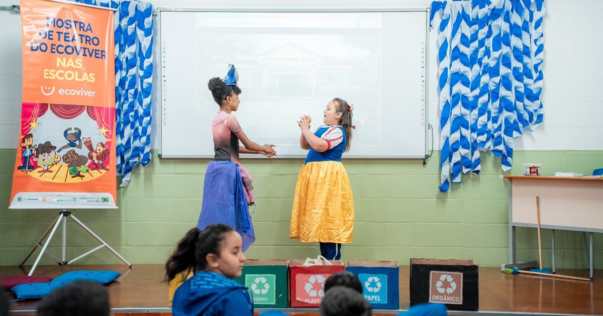 Estudantes de Guarulhos transformam aprendizados em espetáculos teatrais sobre meio ambiente e cidadania