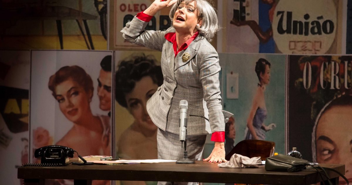 Monólogo ‘Myrna Sou Eu’ traz crônicas de Nelson Rodrigues ao Teatro Padre Bento