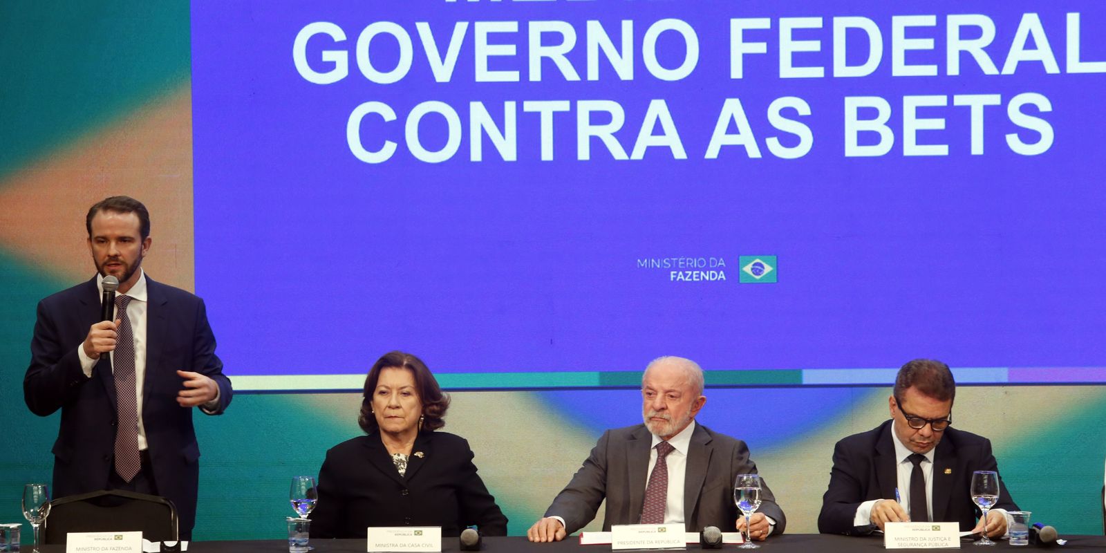 Governo proíbe apostas online e define prazo para resgate de saldos