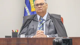 Dino libera postagem de Tabet sobre Nossa Senhora Aparecida