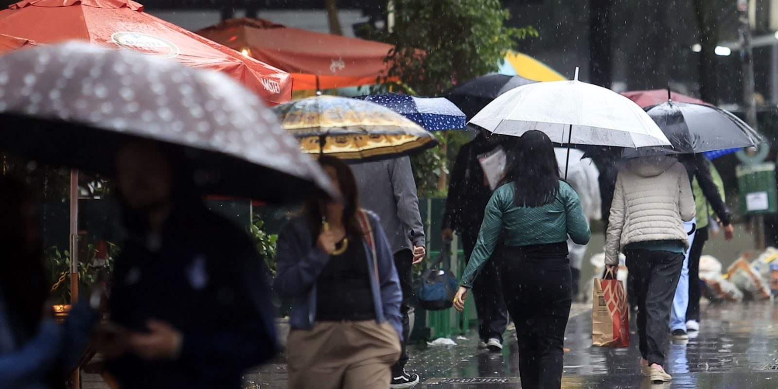 Ciclone extratropical intensifica frente fria no Centro-Oeste, Sudeste e Paraná