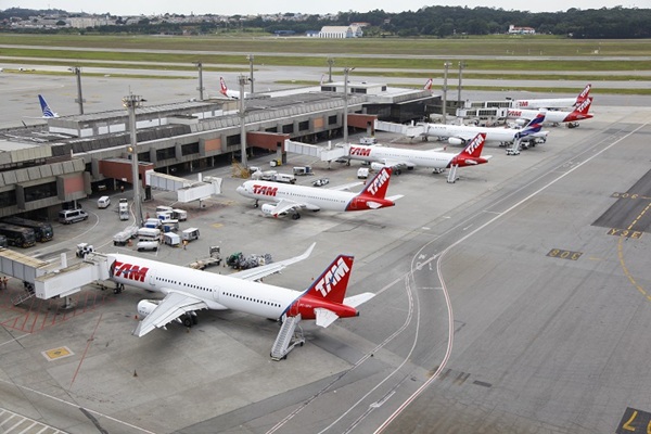 PF prende dominicana com passaporte venezuelano falsificado no Aeroporto de Guarulhos