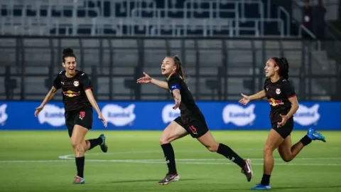 Inter e Bragantino garantem vaga nas semifinais da Copa do Brasil Feminina